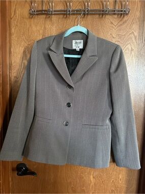 Vintage Collections Le Suit Gray Blazer